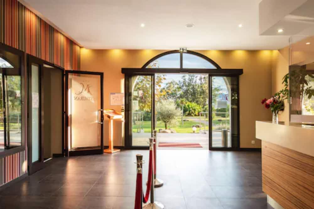 Hotel Restaurant La Madrague 3*